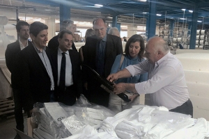 Το κράτος είναι εχθρικό απέναντί μας