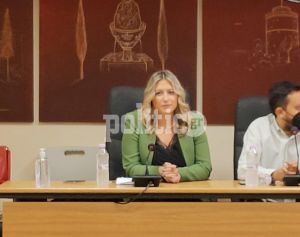 Πέννυ Δαλαμπούρα: «H πορεία του ΠΑΣΟΚ θα είναι αυτόνομη»