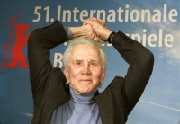 Κερκ Ντάγκλας κατά Τραμπ: Στα 100 χρόνια μου, νόμιζα πως τα είχα δει όλα