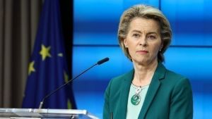 Φον ντερ Λάιεν: Υψίστης σημασίας ο πλήρης σεβασμός της Συμφωνίας των Πρεσπών
