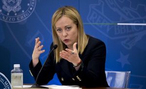 «Αν καταρρεύσει η Τυνησία, κινδυνεύουμε να δεχθούμε 900.000 πρόσφυγες» δήλωσε η Τζ. Μελόνι