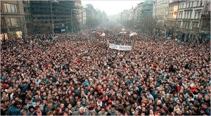 Τσεχοσλοβακία: 25 χρόνια από την Βελούδινη Επανάσταση