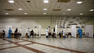 Κύπρος: 727 νέα κρούσματα – 2 νεκροί
