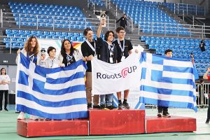 Θρίαμβος της ακαδημία ρομποτικής MICROstudies Robotics του Γκόραν Μιχαήλοβιτς