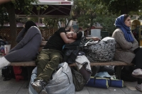 Κυβέρνηση: Αναγκαίοι οι χώροι προσωρινής υποδοχής προσφύγων