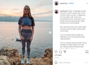 Viral: Ακτιβίστρια βάφεται με το αίμα της περιόδου της και διαμαρτύρεται για τη χρήση δερμάτων από τους οίκους μόδας (pics+vid)