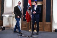 Αυστρία: Κυβέρνηση με την ακροδεξιά