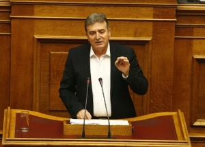 Χρυσοχοΐδης: «Η χώρα θα είναι στον αέρα εάν γίνουν εκλογές»