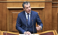 Θεοδωράκης - Novartis: Το κόμμα του αποχωρεί από τη συνέχιση της διαδικασίας
