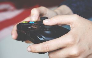 Έρευνα: Το 10% των gamers είναι ΛΟΑΤΚΙ+ άτομα