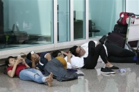 Ινδονησία: Κλειστό παραμένει το αεροδρόμιο του Μπαλί