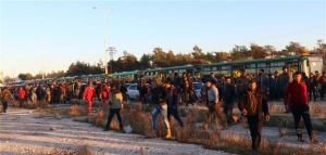 Συνεχίζεται η απομάκρυνση αμάχων και ανταρτών από το Χαλέπι