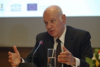Λουκέτα και πρόστιμα στο νομοσχέδιο για την «Προστασία των καταναλωτών»