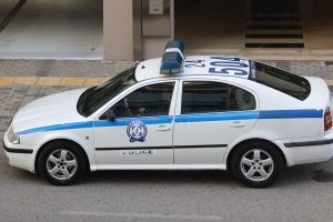 Θεσσαλονίκη: Ανήλικη έκλεψε ταμειακή μηχανή από κατάστημα