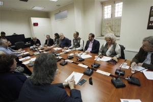 Συνεχίζει την αποχή η ΑΔΕΔΥ από επιτροπές και συμβούλια