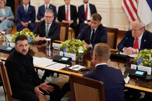 FT: Η Ουκρανία σκοπεύει να αποκτήσει αμερικανικές εγγυήσεις ασφαλείας με ευρωπαϊκή χρηματοδότηση