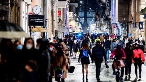 Δανία: Γίνεται η πρώτη χώρα της ΕΕ που αίρει όλους τους περιορισμούς