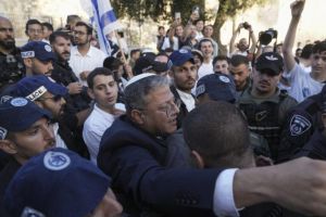 Μεσανατολικό: Έντονες αντιδράσεις από την επίσκεψη ακροδεξιού ισραηλινού υπουργού σε θρησκευτικό τόπο της Ιερουσαλήμ