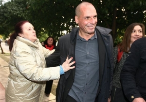 «Sex Symbol» ο Γιάνης Βαρουφάκης για τον γερμανικό Τύπο