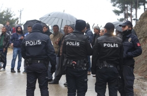 Συλλήψεις στελεχών του φιλοκουρδικού HDP στον απόηχο του μακελειού στην Κωνσταντινούπολη
