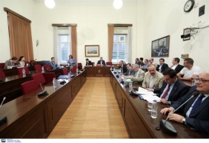 Στα 240 εκατ. ευρώ τα δάνεια της ΑΤΕ σε ΝΔ και ΠΑΣΟΚ την τετραετία 2009-2012