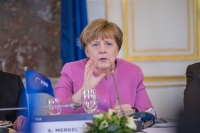 Deutsche Welle: Ένα προεκλογικό μεσημέρι με την Άνγκελα Μέρκελ