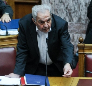 Αλ. Φλαμπουράρης: Οι επιθέσεις εναντίον μου αγγίζουν τα όρια της ανεντιμότητας