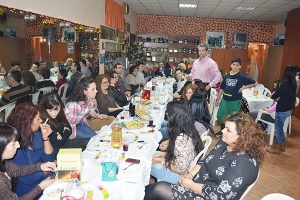 "ΑΓΙΟΣ ΤΡΥΦΩΝ" ΓΟΥΜΕΝΙΣΣΑΣ: Χριστουγεννιάτικη Ανταλλαγή Δώρων!