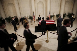 Ο δικαστής διχάζει και μετά θάνατον