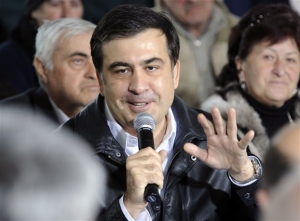 Γεωργία: Διορία 24 ωρών στον Σαακασβίλι να παραδοθεί