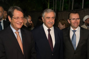 Δυο ώρες κράτησε η συνάντηση Αναστασιάδη - Ακιντζί