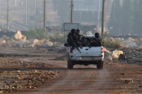 Σφοδρές συγκρούσεις στο Χαλέπι, με δεκάδες νεκρούς