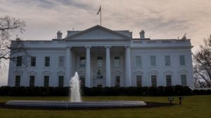 Λευκός Οίκος: Η Κίνα θα έπρεπε να ζητήσει τον τερματισμό της ρωσικής εισβολής στην Ουκρανία