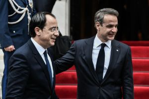 Συγχαρητήρια του Νίκου Χριστοδουλίδη στον Κυριάκο Μητσοτάκη για τη νίκη του στις εκλογές