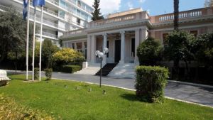 Κυβερνητικοί κύκλοι: Απόλυτη εμπιστοσύνη στην ηγεσία του υπουργείου Εργασίας