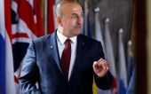 Τσαβούσογλου: “Η Ελλάδα ανάγκασε τη Μακεδονία να αλλάξει όνομα”