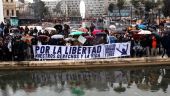 Χιλιάδες διαδήλωσαν στη Μαδρίτη εναντίον των περιοριστικών μέτρων