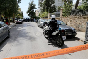 Άρτα: Αρπαξαν χρήματα συντάξεων από ταχυδρόμο που έκανε τη διανομή