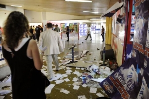Εισβολή 30 φοιτητών στο γραφείο του πρύτανη του Πανεπιστημίου Μακεδονίας