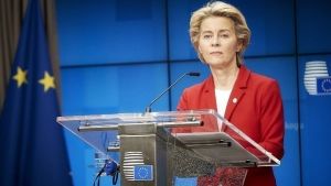 Μήνυμα ελπίδας από την πρόεδρο της Κομισιόν: «Μαζί μπορούμε να νικήσουμε αυτόν τον ιό»