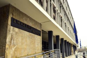Θεσσαλονίκη: Ένταση στη δίκη για τον θάνατο του Νάσου Κωνσταντίνου