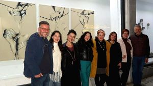 Η γυναικεία φύση αποκαλύπτεται στις Βιτρίνες Τέχνης του ΟΤΕ με το θέμα του «Κάλλους»