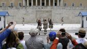 Τουρισμός: Αύξηση κρατήσεων για Ελλάδα – Ρίσκο 2ου κύματος από τα ταξίδια;