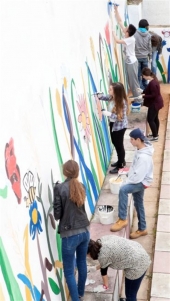 Εθελοντισμός: Ελληνες και Καναδοί σε μια κοινή ιδέα