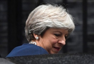 Brexit: Η Μέι θα καθησυχάσει τους Ευρωπαίους που ζουν στη Βρετανία