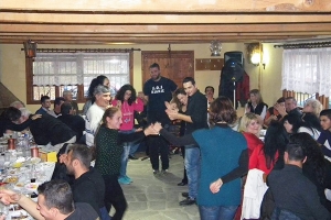 Οι Κρητικοί έβρασαν τη ρακή τους