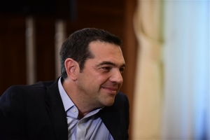 Τσίπρας: Προτεραιότητα μας να σταθεί στα πόδια του ο χώρος της Υγείας