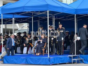 Ξεκίνησε παρουσία της ΠτΔ η παρέλαση της 28ης Οκτωβρίου – Δείτε LIVE