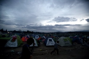 Τουσκ συναντά Ερντογάν ενώ η ΕΕ ζητά «στέγνωμα» προσφυγικών ροών
