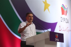 Ο Κούντερα, ο Τσακαλώτος και οι... Θερμοπύλες της ΔΕΗ